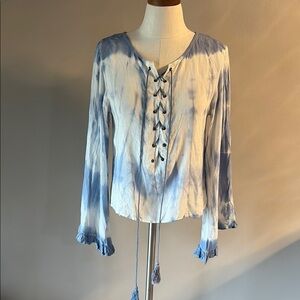 Exist Blue and White tue dye lace up string tie blouse top boho bell sleeves med